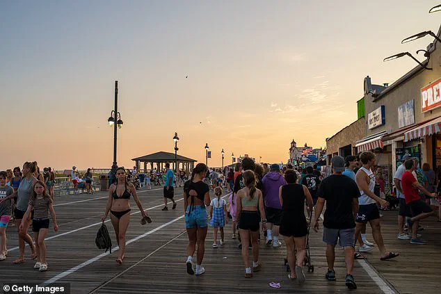 Las Vegas and Los Angeles Tourism Crisis Intensifies with 6% Passenger Drop and 300,000 Monthly Visitor Losses