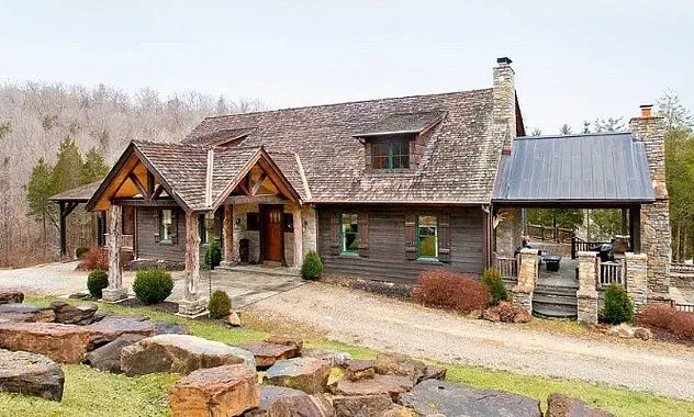 Urgent: Lindner's Fatal Police Encounter Unveils Years of Abuse in Wealthy Family's Tragedy