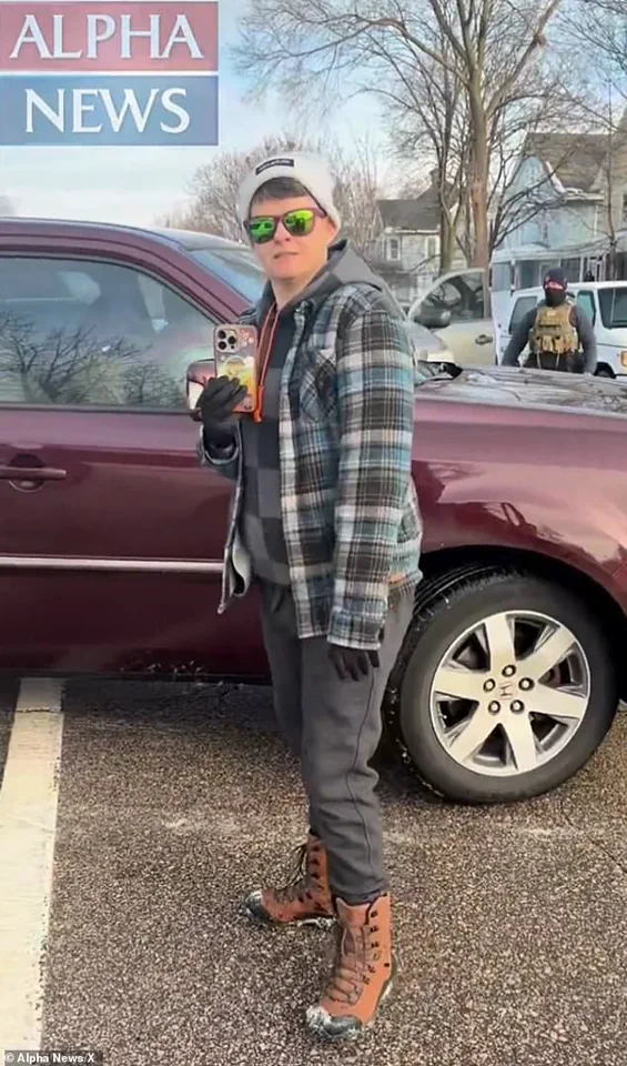 President Trump Opposes FBI Collaboration with Minnesota Officials in ICE Shooting Investigation, Citing Distrust of State Leadership