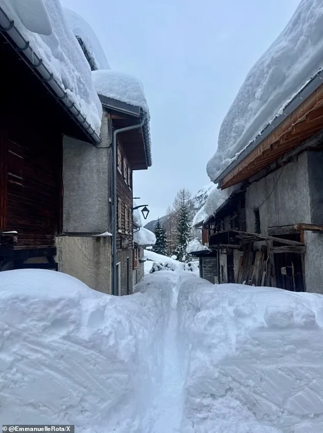 Emergency Orders in Italian and Swiss Alps Amid Unprecedented Snowfall and Avalanche Risks