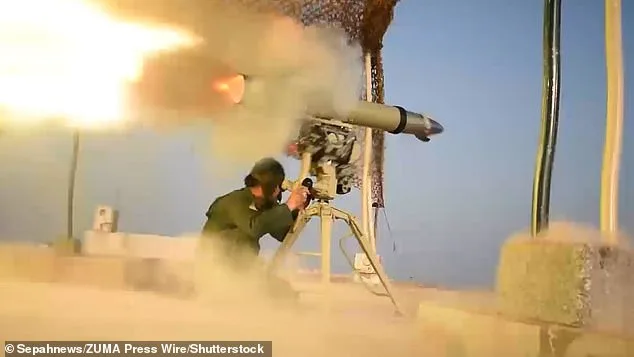 Iran Temporarily Closes Strait of Hormuz for Military Drill, Issuing Strategic Warning to U.S. and Allies