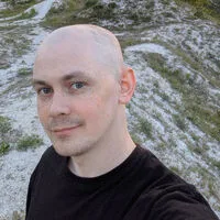 Iranian Drones Attack French Base in Abu Dhabi, Escalating Tensions with UAE