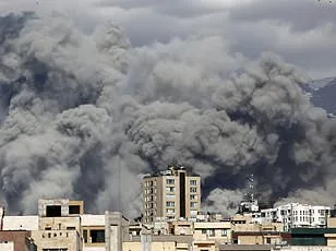 Trump's Candid Interview on Iran War Amid Polarizing Second Term