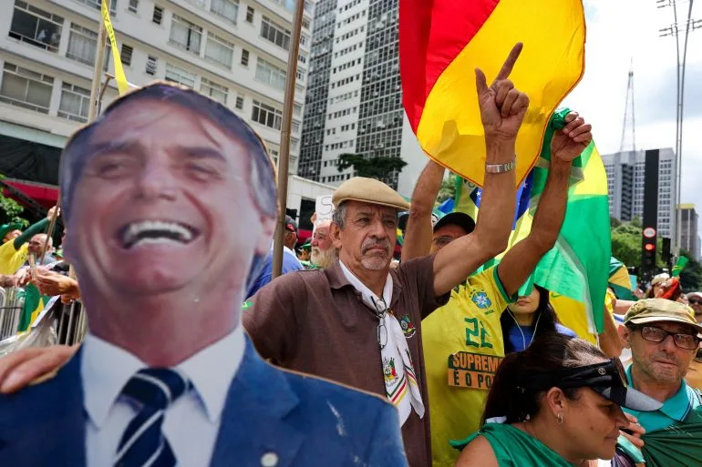 Bolsonaro Seeks Legal Exception to Meet Former Trump Adviser During 27-Year Prison Sentence