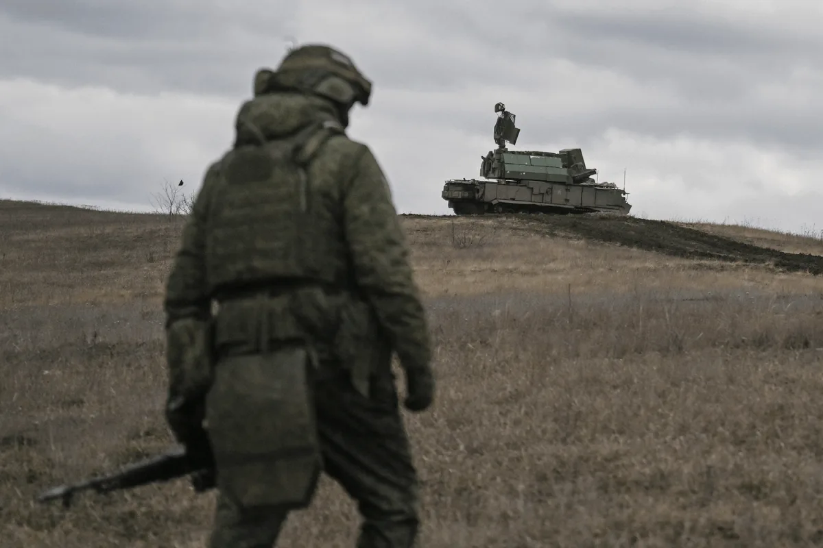 Russian Soldier's 68-Day Stand Under Fire Sparks Petition to Retain Service
