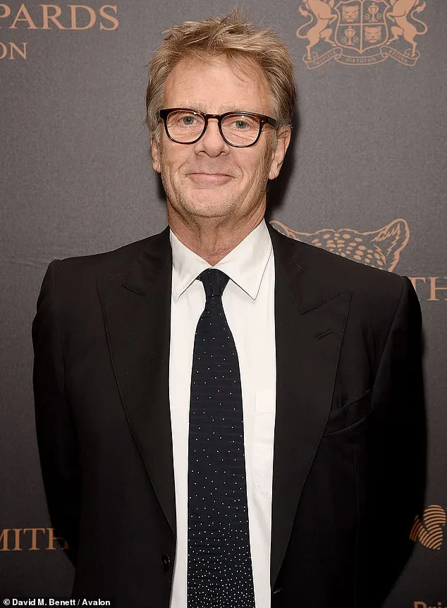 Influential Producer Robert Fox Dies at 73, Surrounded by Family in 'Elegant Production' as Wife Reveals