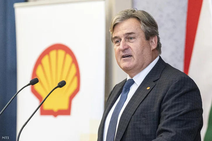 István Kapitány: From Shell's Global Leadership to Political Scrutiny as Hungary's Tisza Party Takes Center Stage