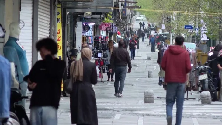 Israeli Strike Destroys Qasmiyeh Bridge in Southern Lebanon, Disrupting Humanitarian Aid and Fueling Fears of Escalated Conflict