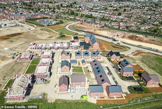 Shakespeare's Mother's Home at Center of Heated Debate Over 6,700-Home Development Plan